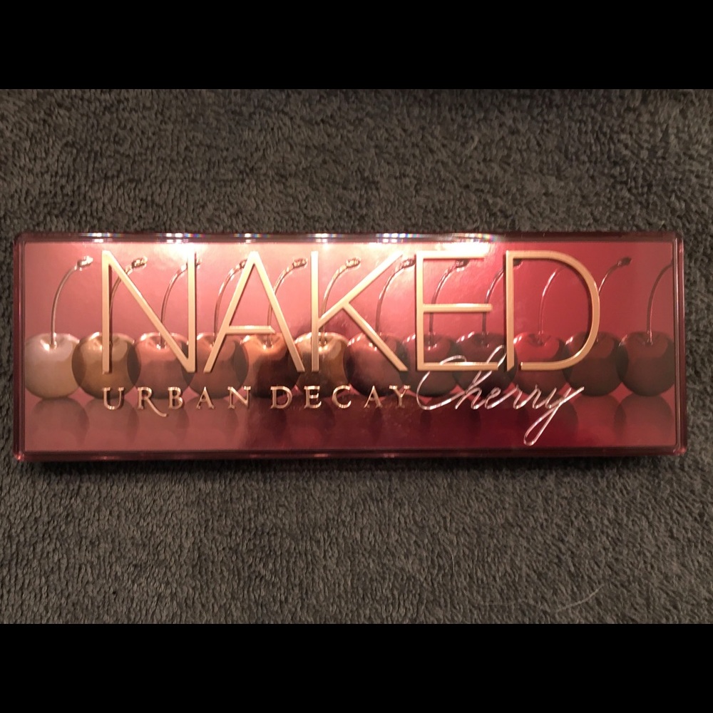 Urban Decay- Cherry